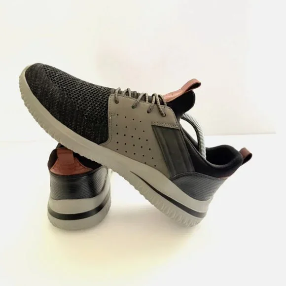 SKECHERS Men's Sneakers 10 Black/Gray Wide Fit Air Cooled Memory Foam Gogamat - Picture 5 of 8